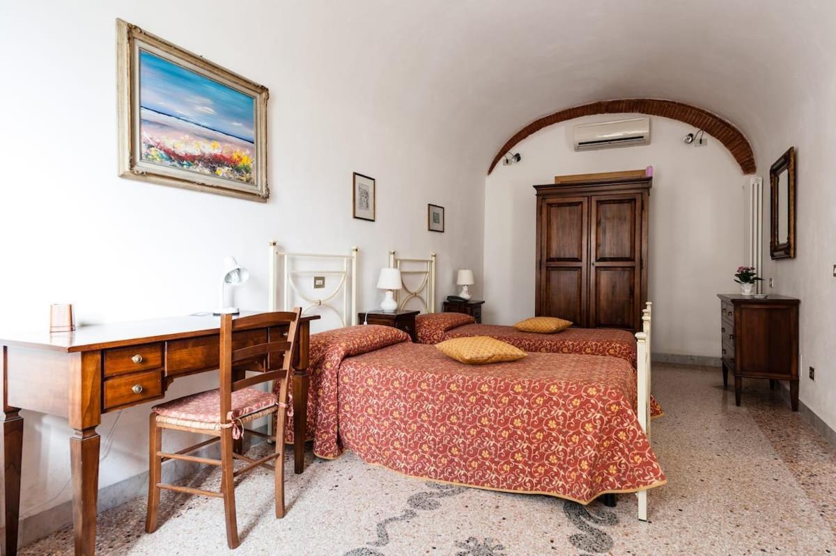 Accogliente Monolocale Nel Centro Di Lägenhet Pisa